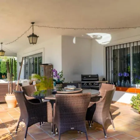 Villa Milagro In Mijas *